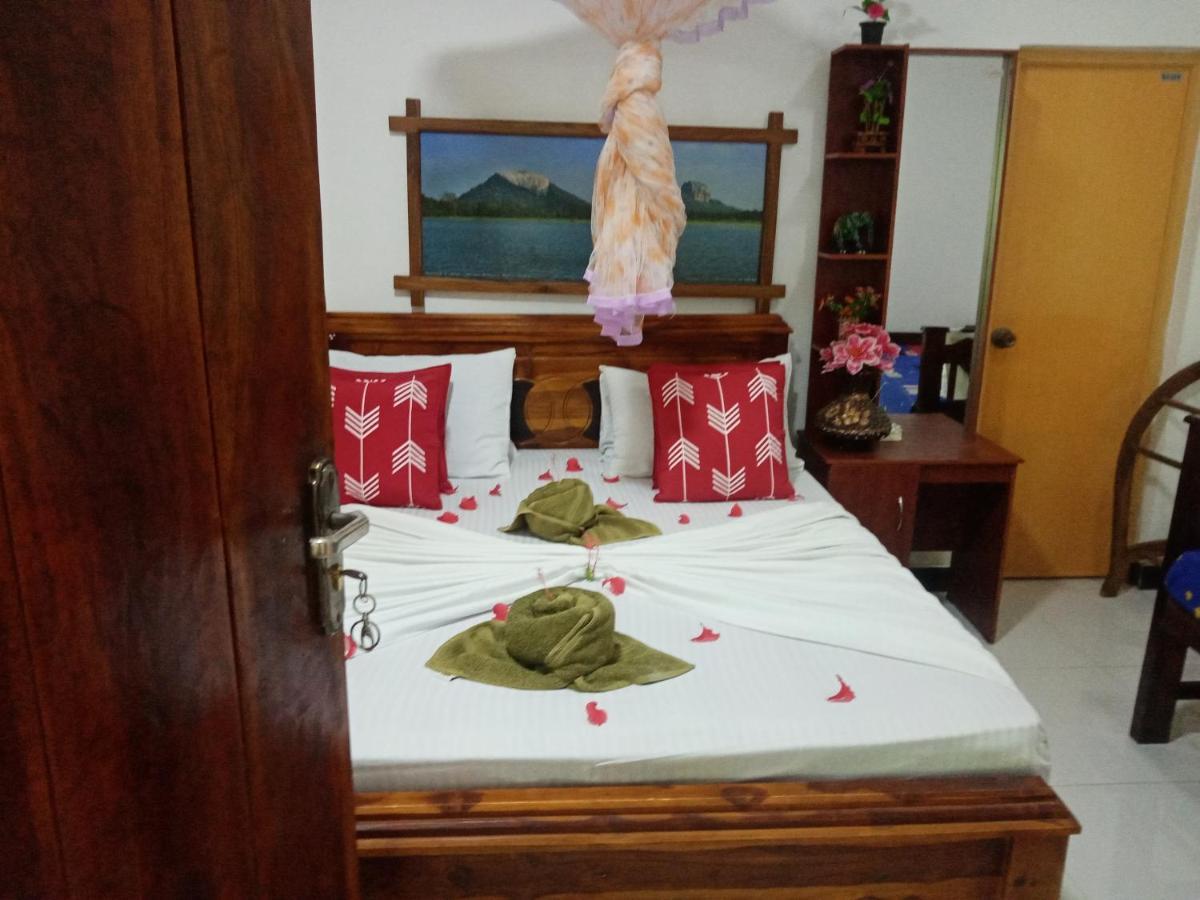 Sigiriya Village Home Stay Bagian luar foto