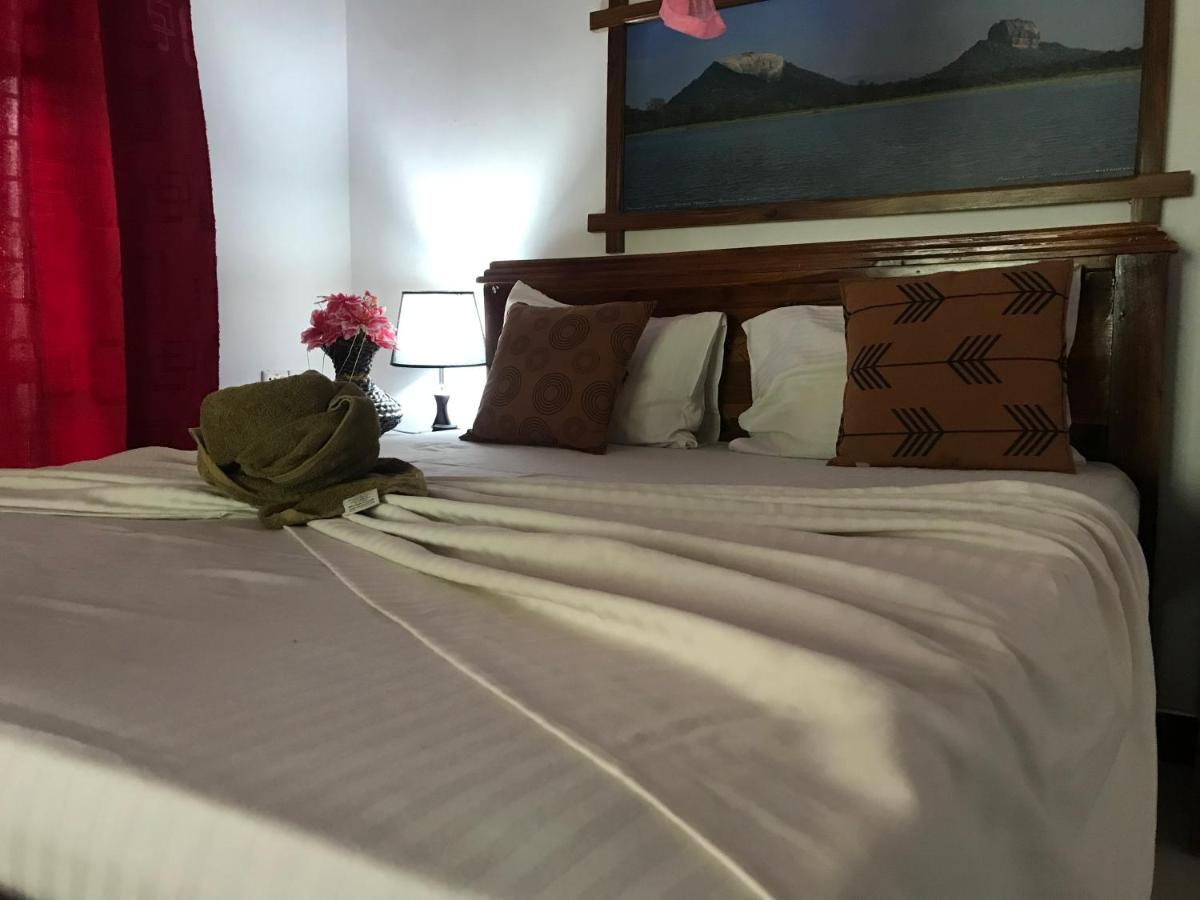 Sigiriya Village Home Stay Bagian luar foto