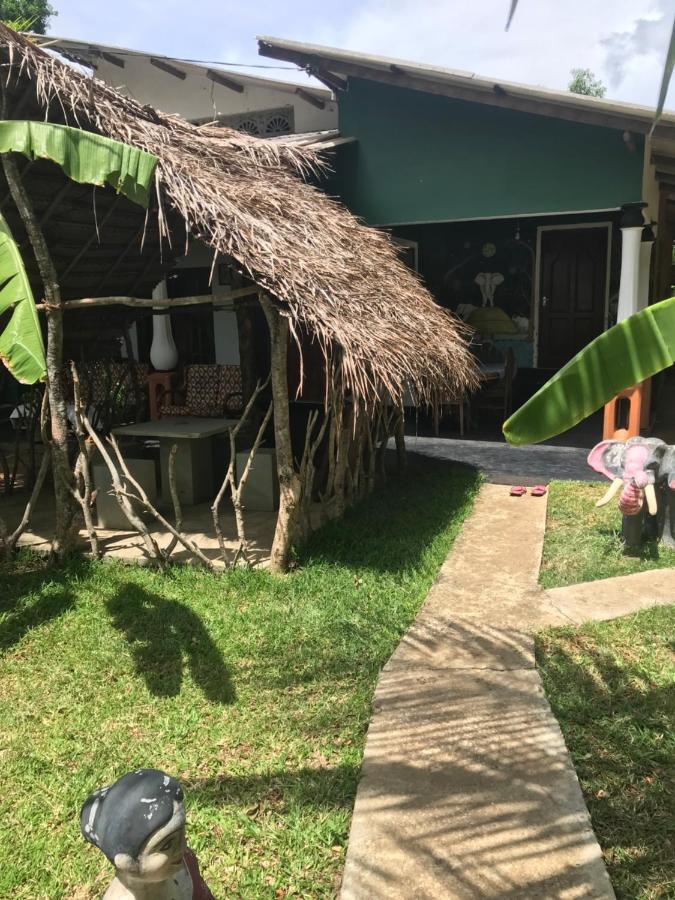 Sigiriya Village Home Stay Bagian luar foto